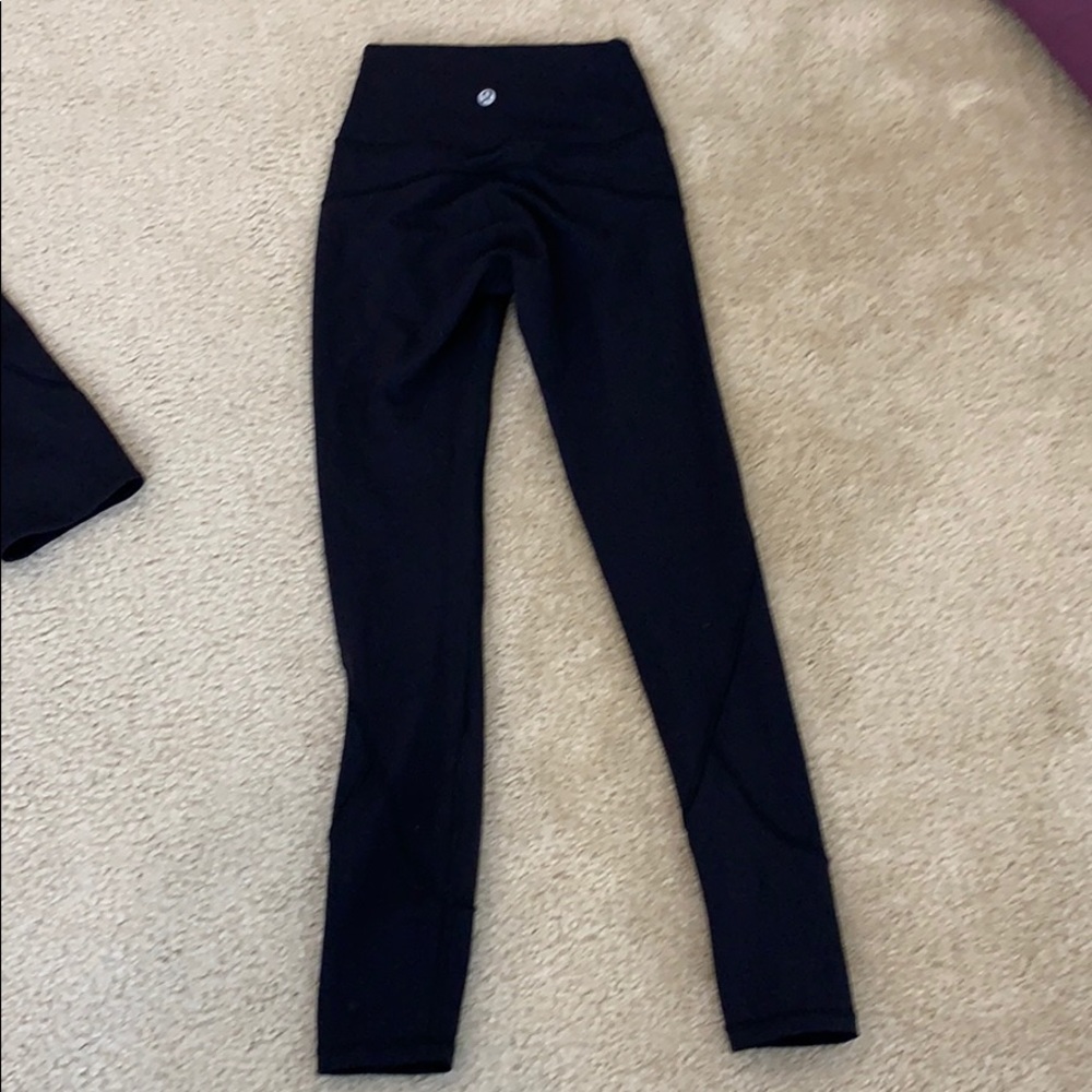 Lululemon tights